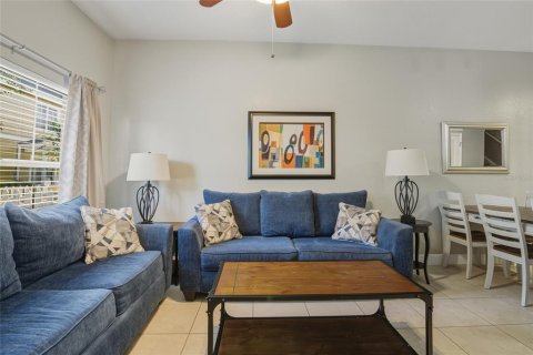 Condominio en venta en Kissimmee, Florida, 3 dormitorios, 120.4 m2 № 2102679 - foto 4