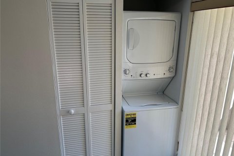 Copropriété à vendre à New Port Richey, Floride: 2 chambres, 77.57 m2 № 1632390 - photo 13