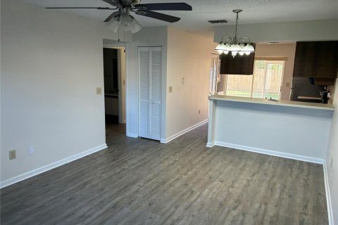 Copropriété à vendre à New Port Richey, Floride: 2 chambres, 77.57 m2 № 1632390 - photo 5