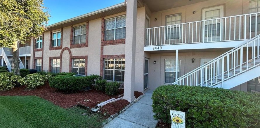 Condo à New Port Richey, Floride, 2 chambres № 1632390