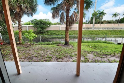 Copropriété à vendre à North Lauderdale, Floride: 4 chambres, 106.56 m2 № 1988967 - photo 27