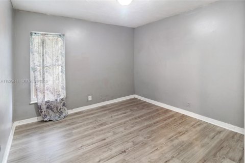 Copropriété à vendre à North Lauderdale, Floride: 4 chambres, 106.56 m2 № 1988967 - photo 15