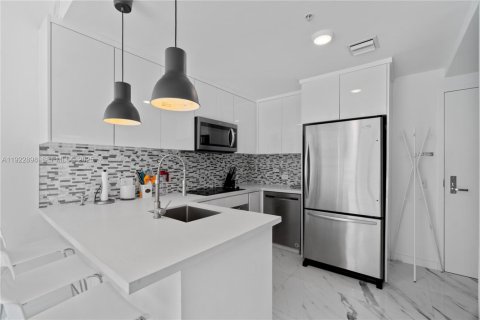 Copropriété à louer à Miami, Floride: 1 chambre, 50.17 m2 № 1977343 - photo 9