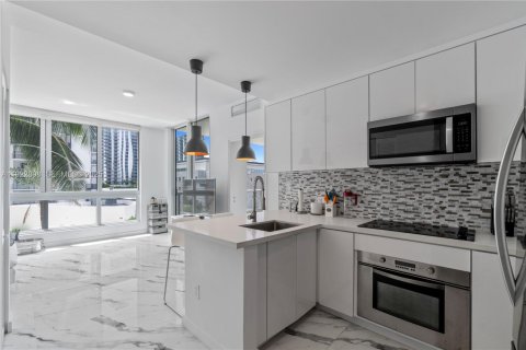 Copropriété à louer à Miami, Floride: 1 chambre, 50.17 m2 № 1977343 - photo 7