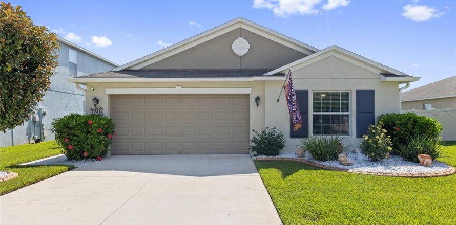 Villa ou maison à Ruskin, Floride 4 chambres, 167.6 m2 № 2314544