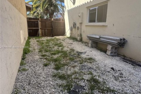 Снять в аренду виллу или дом в Хомстед, Флорида 3 спальни, 148.36м2, № 2004879 - фото 23