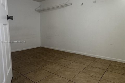 Снять в аренду виллу или дом в Хомстед, Флорида 3 спальни, 148.36м2, № 2004879 - фото 11