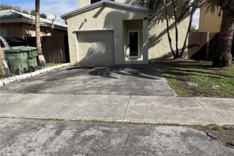 Снять в аренду виллу или дом в Хомстед, Флорида 3 спальни, 148.36м2, № 2004879 - фото 19