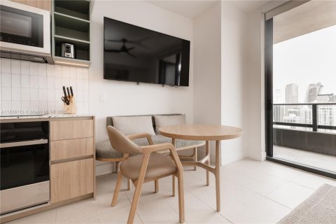 Condominio en venta en Miami, Florida, 34.1 m2 № 1940315 - foto 11