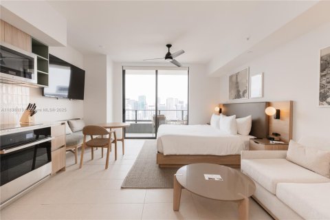Condominio en venta en Miami, Florida, 34.1 m2 № 1940315 - foto 18
