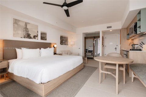Condominio en venta en Miami, Florida, 34.1 m2 № 1940315 - foto 19