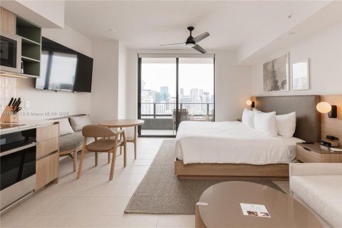 Condominio en venta en Miami, Florida, 34.1 m2 № 1940315 - foto 9