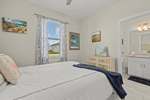 House in Port Charlotte, Florida 3 bedrooms, 172.98 sq.m. № 1636796 - photo 22