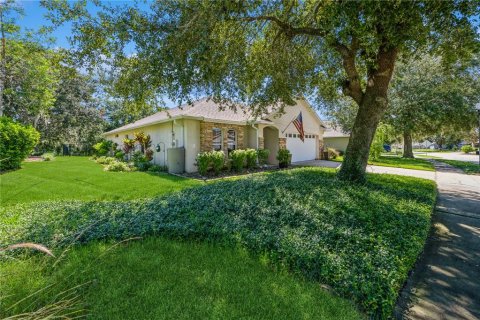 House in Sorrento, Florida 4 bedrooms, 175.96 sq.m. № 1873441 - photo 26