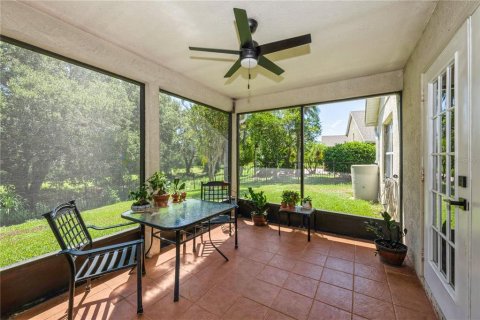House in Sorrento, Florida 4 bedrooms, 175.96 sq.m. № 1873441 - photo 21