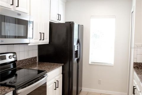 Adosado en alquiler en Tampa, Florida, 3 dormitorios, 130.81 m2 № 1799968 - foto 11