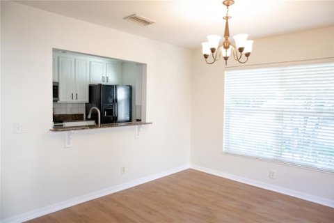 Adosado en alquiler en Tampa, Florida, 3 dormitorios, 130.81 m2 № 1799968 - foto 9