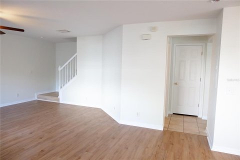 Adosado en alquiler en Tampa, Florida, 3 dormitorios, 130.81 m2 № 1799968 - foto 19
