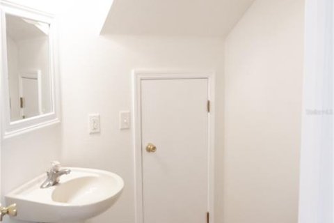 Adosado en alquiler en Tampa, Florida, 3 dormitorios, 130.81 m2 № 1799968 - foto 20