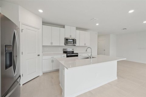 Villa ou maison à vendre à Zephyrhills, Floride: 3 chambres, 182.46 m2 № 1758341 - photo 16