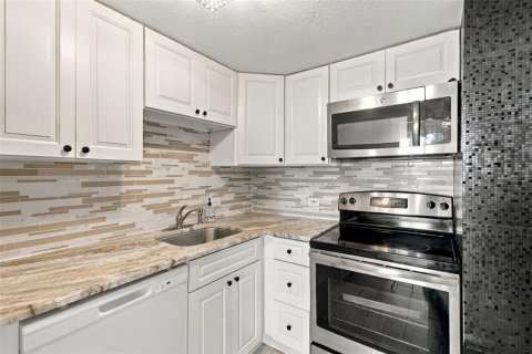 Купить кондоминиум в Тампа, Флорида 3 комнаты, 57.41м2, № 2408433 - фото 8