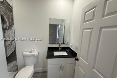 Villa ou maison à vendre à Lehigh Acres, Floride: 2 chambres № 1935982 - photo 19