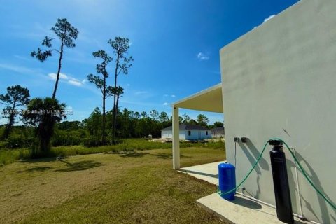 Villa ou maison à vendre à Lehigh Acres, Floride: 2 chambres № 1935982 - photo 4