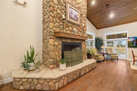 Terreno en venta en Fanning Springs, Florida № 1624979 - foto 8