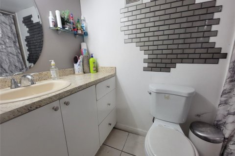 Touwnhouse à vendre à Lauderhill, Floride: 2 chambres, 93.18 m2 № 1820094 - photo 7