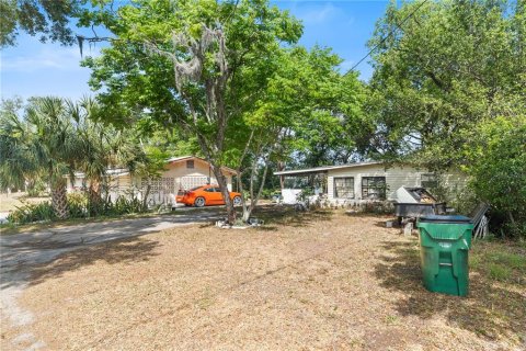 House in Zephyrhills, Florida 3 bedrooms, 197.23 sq.m. № 1743419 - photo 21