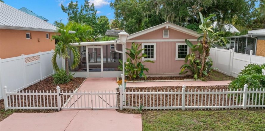 Villa ou maison à Tarpon Springs, Floride 1 chambre, 50.17 m2 № 2405143