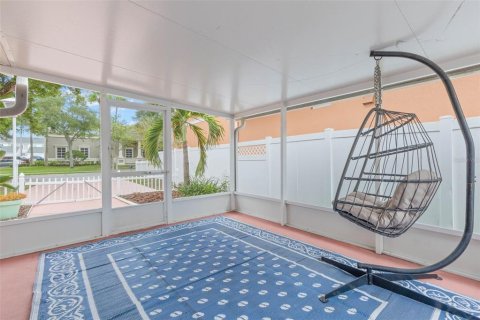 Villa ou maison à louer à Tarpon Springs, Floride: 1 chambre, 50.17 m2 № 2405143 - photo 18