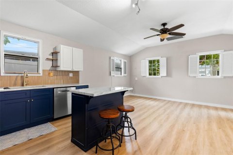 Villa ou maison à louer à Tarpon Springs, Floride: 1 chambre, 50.17 m2 № 2405143 - photo 25