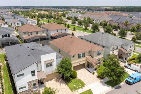 Casa en venta en Kissimmee, Florida, 7 dormitorios, 380.25 m2 № 1761307 - foto 3