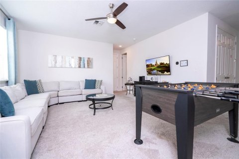 Casa en venta en Kissimmee, Florida, 7 dormitorios, 380.25 m2 № 1761307 - foto 24