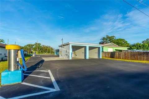 Immobilier commercial à vendre à Edgewater, Floride: 111.48 m2 № 1873549 - photo 24