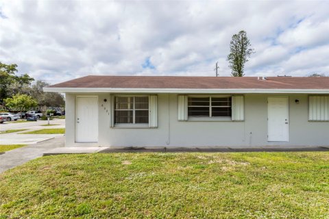 Casa en alquiler en Hollywood, Florida, 2 dormitorios, 201.6 m2 № 2085012 - foto 22