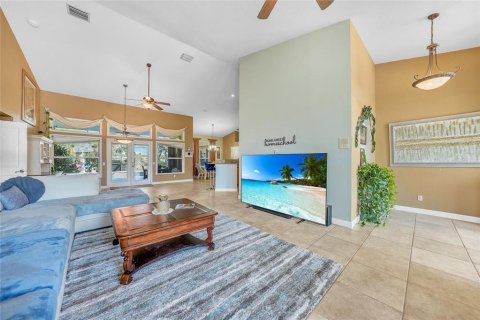 Casa en venta en Port Charlotte, Florida, 4 dormitorios, 306.95 m2 № 1774783 - foto 16