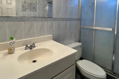 House in Miramar, Florida 3 bedrooms, 140.75 sq.m. № 2083155 - photo 6