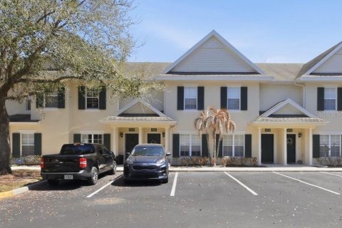 Condominio en Orlando, Florida, 2 dormitorios  № 2277750