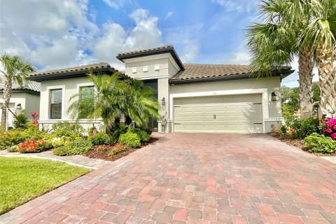 House in BELLALAGO in Kissimmee, Florida 4 bedrooms, 224.82 sq.m. № 1614131 - photo 2