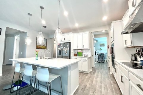 House in BELLALAGO in Kissimmee, Florida 4 bedrooms, 224.82 sq.m. № 1614131 - photo 15