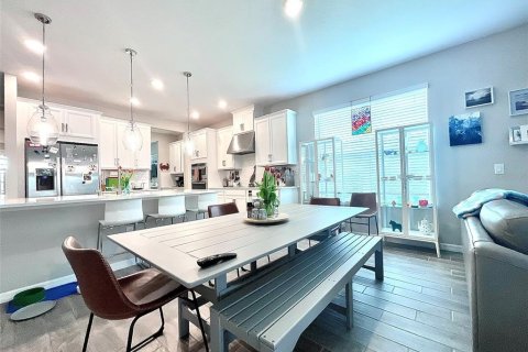 House in BELLALAGO in Kissimmee, Florida 4 bedrooms, 224.82 sq.m. № 1614131 - photo 18
