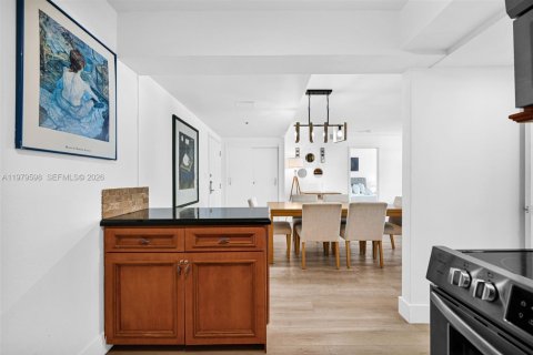 Condominio en venta en Miami Beach, Florida, 2 dormitorios, 89.19 m2 № 2043806 - foto 14