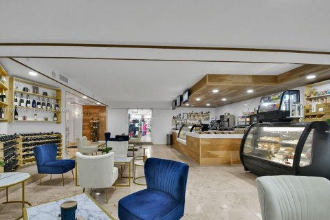 Condominio en venta en Miami Beach, Florida, 2 dormitorios, 89.19 m2 № 2043806 - foto 29