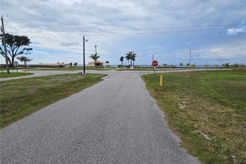 Land in Indian lake estates, Florida № 2272952 - photo 10