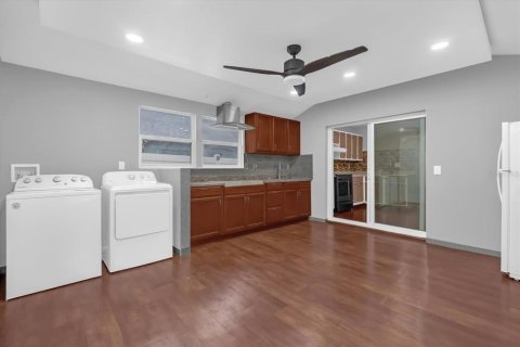 Купить виллу или дом в Киссимми, Флорида 6 комнат, 125.88м2, № 2099983 - фото 14