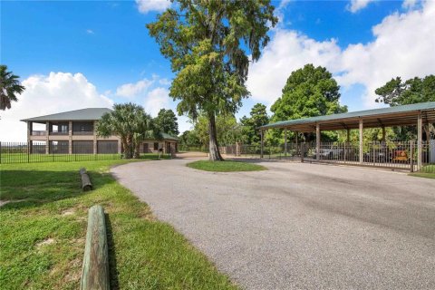 Casa en venta en Lake Wales, Florida, 3 dormitorios, 242.1 m2 № 1847894 - foto 2