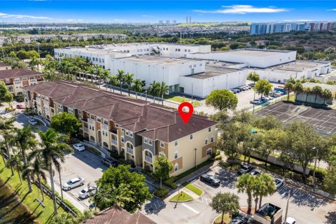 Copropriété à vendre à Doral, Floride: 2 chambres, 104.33 m2 № 1944176 - photo 28