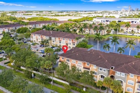 Copropriété à vendre à Doral, Floride: 2 chambres, 104.33 m2 № 1944176 - photo 25